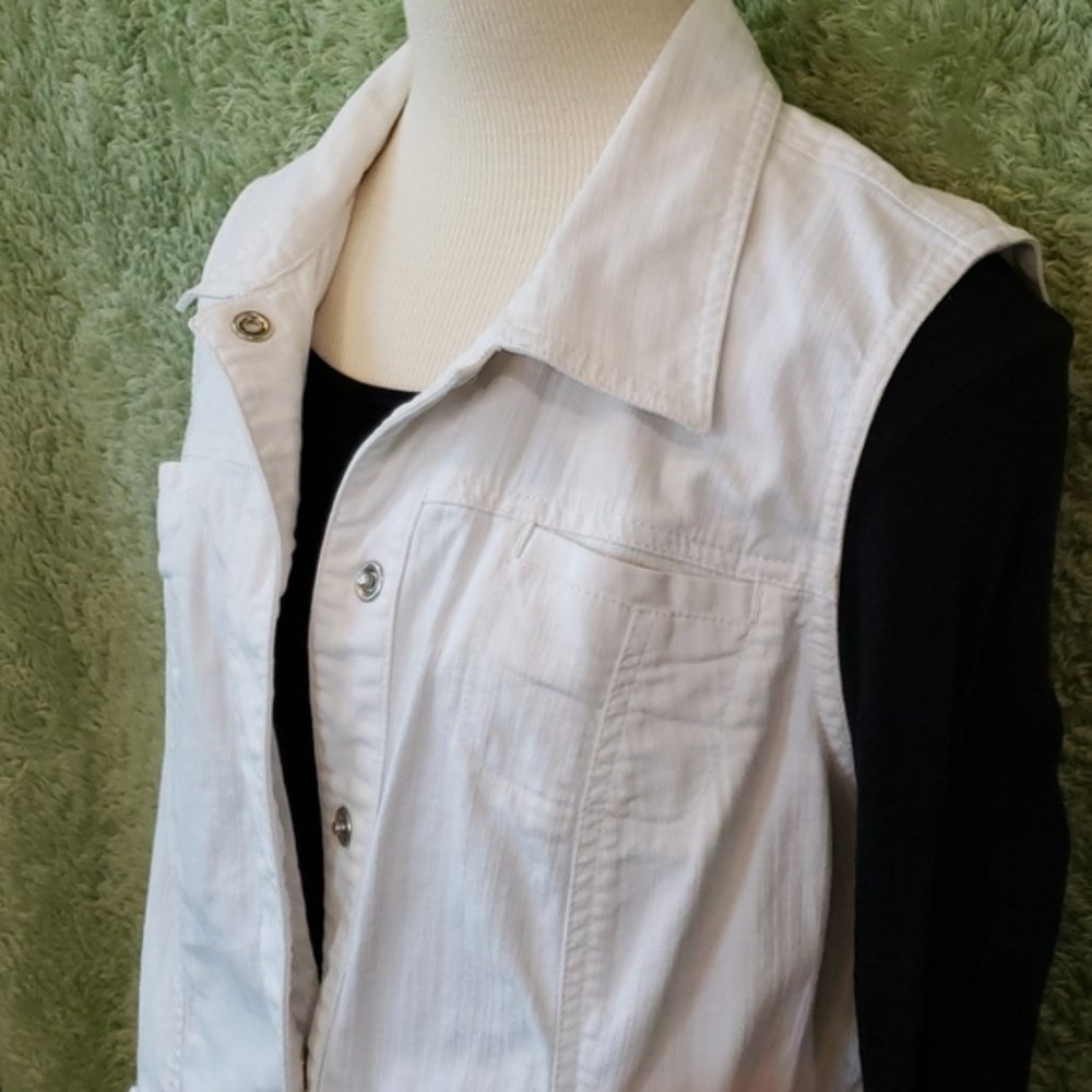 Chico's Platinum Stretch Embroidered Denim Vest XL